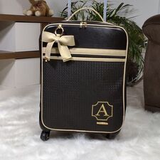 Mala Maternidade Preta em Caxias