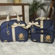 Postagem de Conjunto Bolsas Maternidade Luxo do Brasil para Coréia do Sul